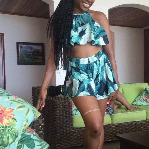 Crop Top and Shorts - Picture 8 of 8